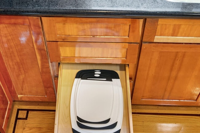 Building Photo - 2216 18th Ave