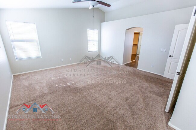 Building Photo - 17932 W Caribbean Ln