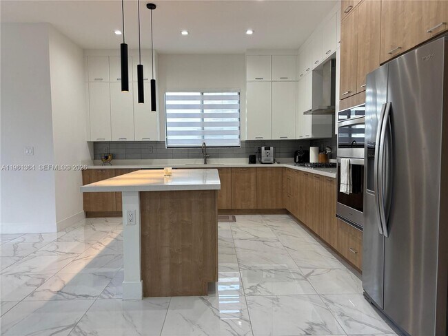 Building Photo - 4493 NW 81st Ave