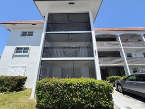 Building Photo - 651 Pine Dr