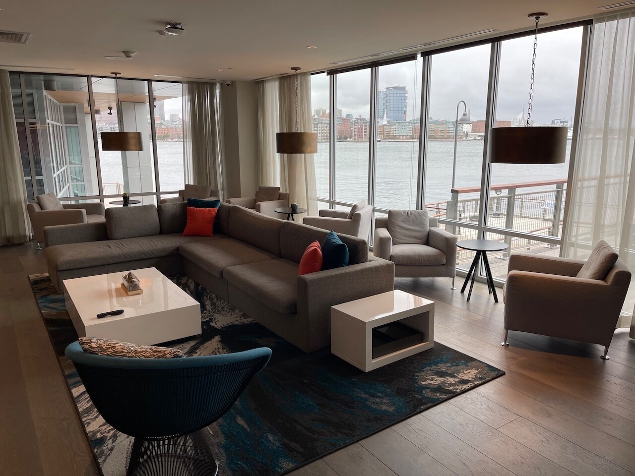 Building Photo - 45 Lewis St