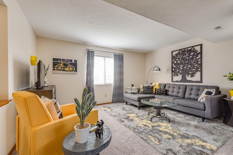 Stoney Creek Apartments 2067 Creekview Ct Reynoldsburg OH 43068