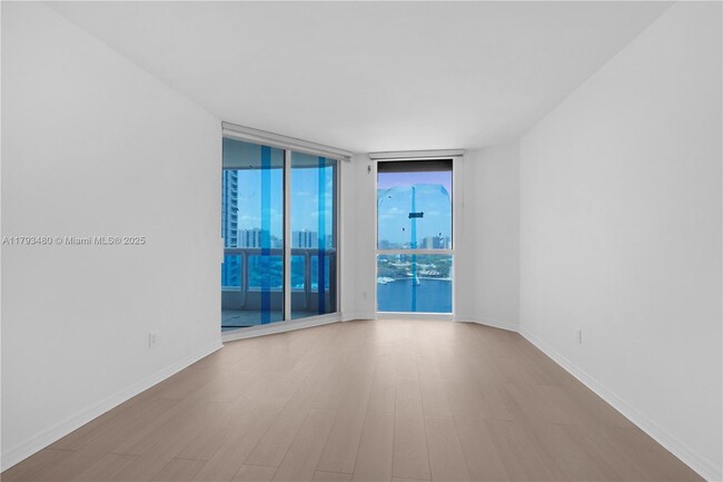 Building Photo - 21205 Yacht Club Dr