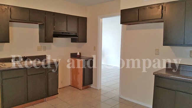 Building Photo - 3790 Jasmine Dr