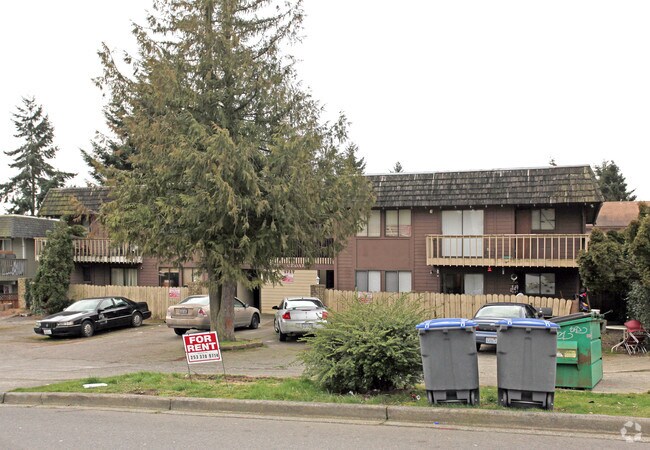 Primary Photo - Twin Cedar Apartments