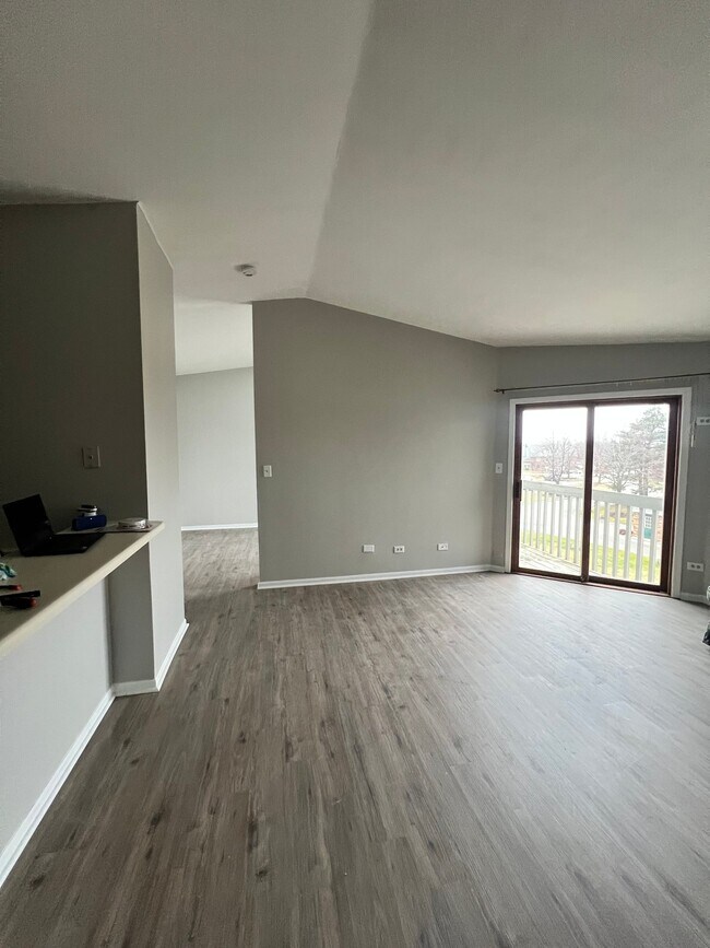 Building Photo - 4301 W Shamrock Ln