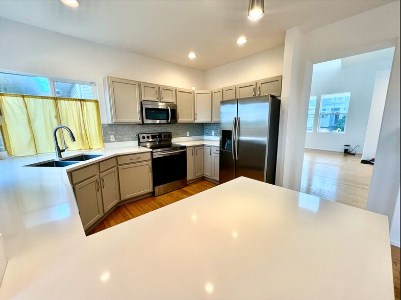Building Photo - 4113 S 220th Pl