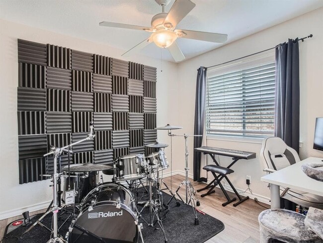 Building Photo - Comfort & Convenience in the Heart of Round Rock-1813 Southeastern Trl