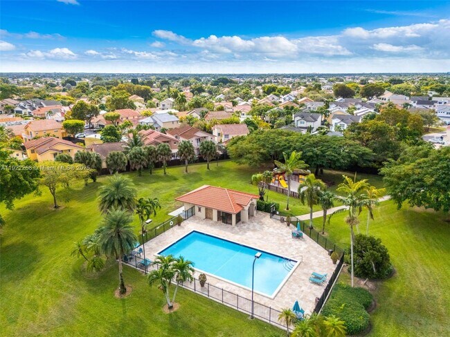 Building Photo - 15452 SW 50th Terrace