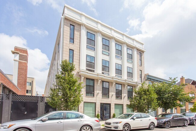 Building Photo - 1533-39 Parrish St