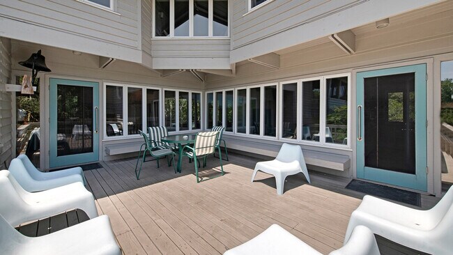 Building Photo - 1217 Debordieu Blvd