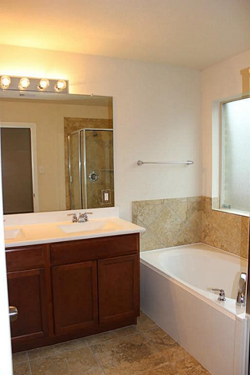 Building Photo - 3043 Heather Grove Lane