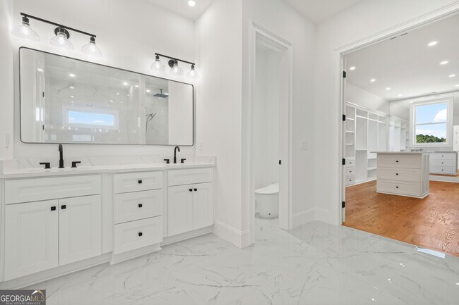 Building Photo - 1525 Tapestry Ridge SE