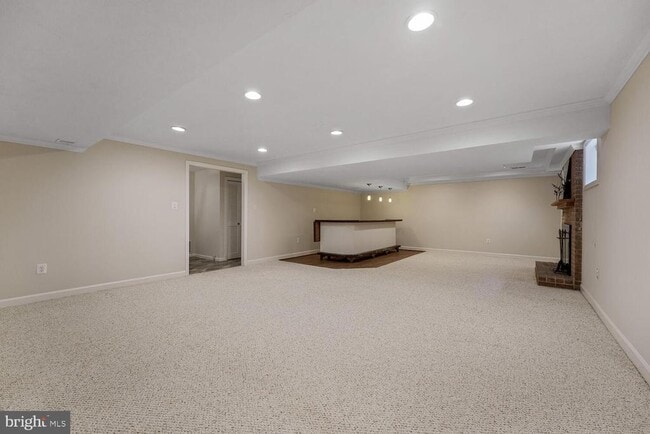 Building Photo - 6109 Clearwood Rd