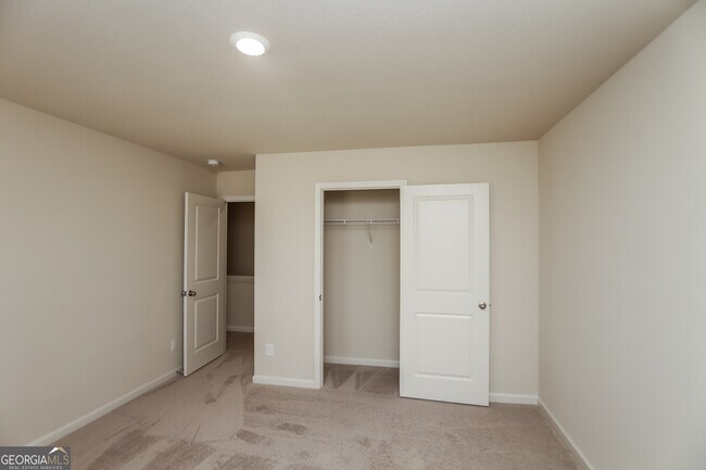 Building Photo - 342 Augusta Woods Dr