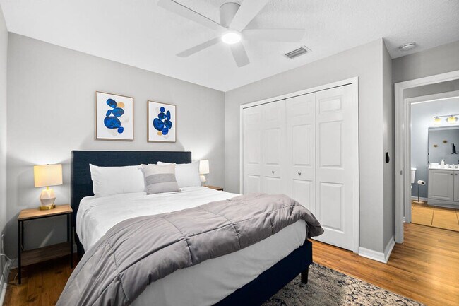 Building Photo - 20 Pearl St