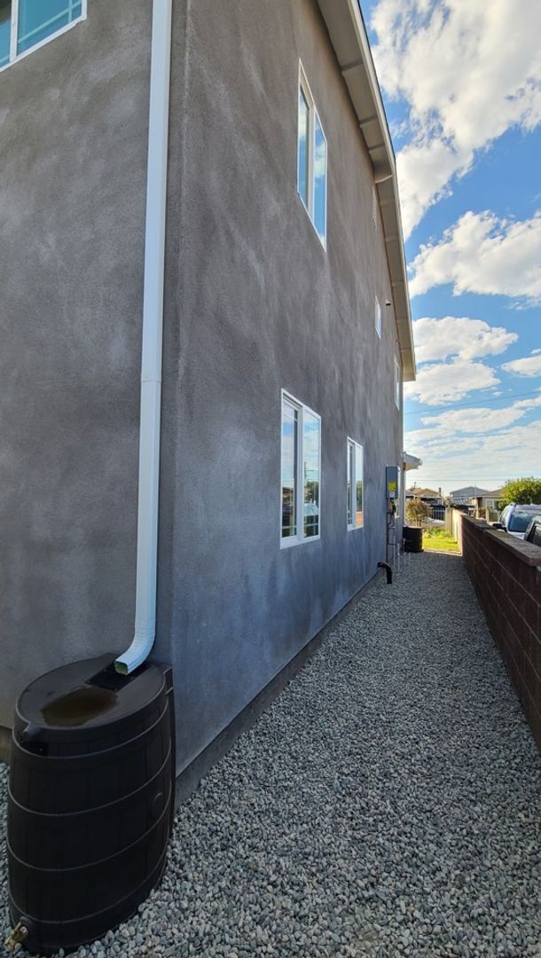 Building Photo - 129(425)