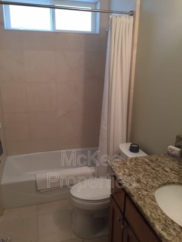 Building Photo - 269 D Ave