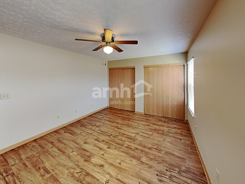 Building Photo - 45 Purple Finch Loop