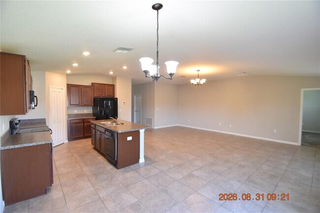 Building Photo - 10106 RoseMary Leaf Ln