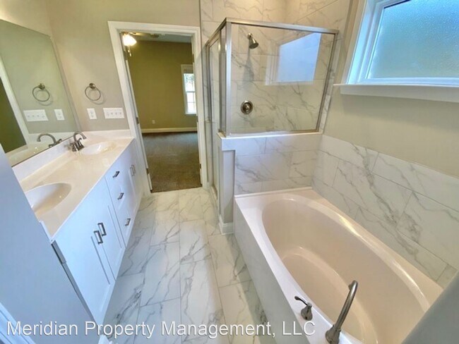 Building Photo - 4 br, 2.5 bath House - 5624 Tucker Landing