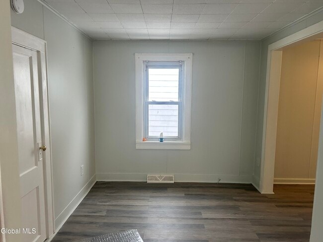 Building Photo - 206 Stoodley Pl