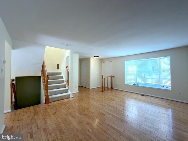 Building Photo - 10509 Smithy Ct