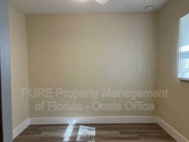 Building Photo - 7509 SW 78th Pl