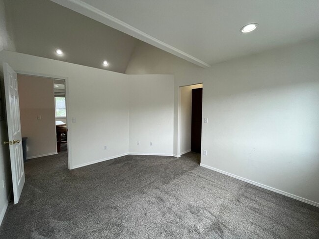Building Photo - 2323 E 68th Ave