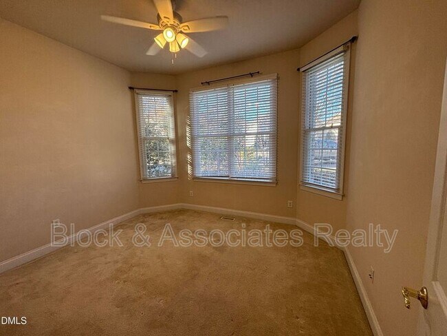 Building Photo - 11729 Broadfield Ct