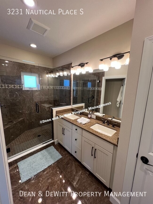 Building Photo - 3231 Nautical Pl S