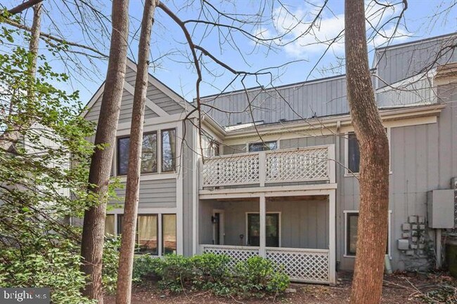 Building Photo - 2222 Hunters Run Dr