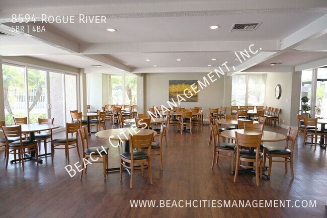 Building Photo - 8594 Rogue River Ave