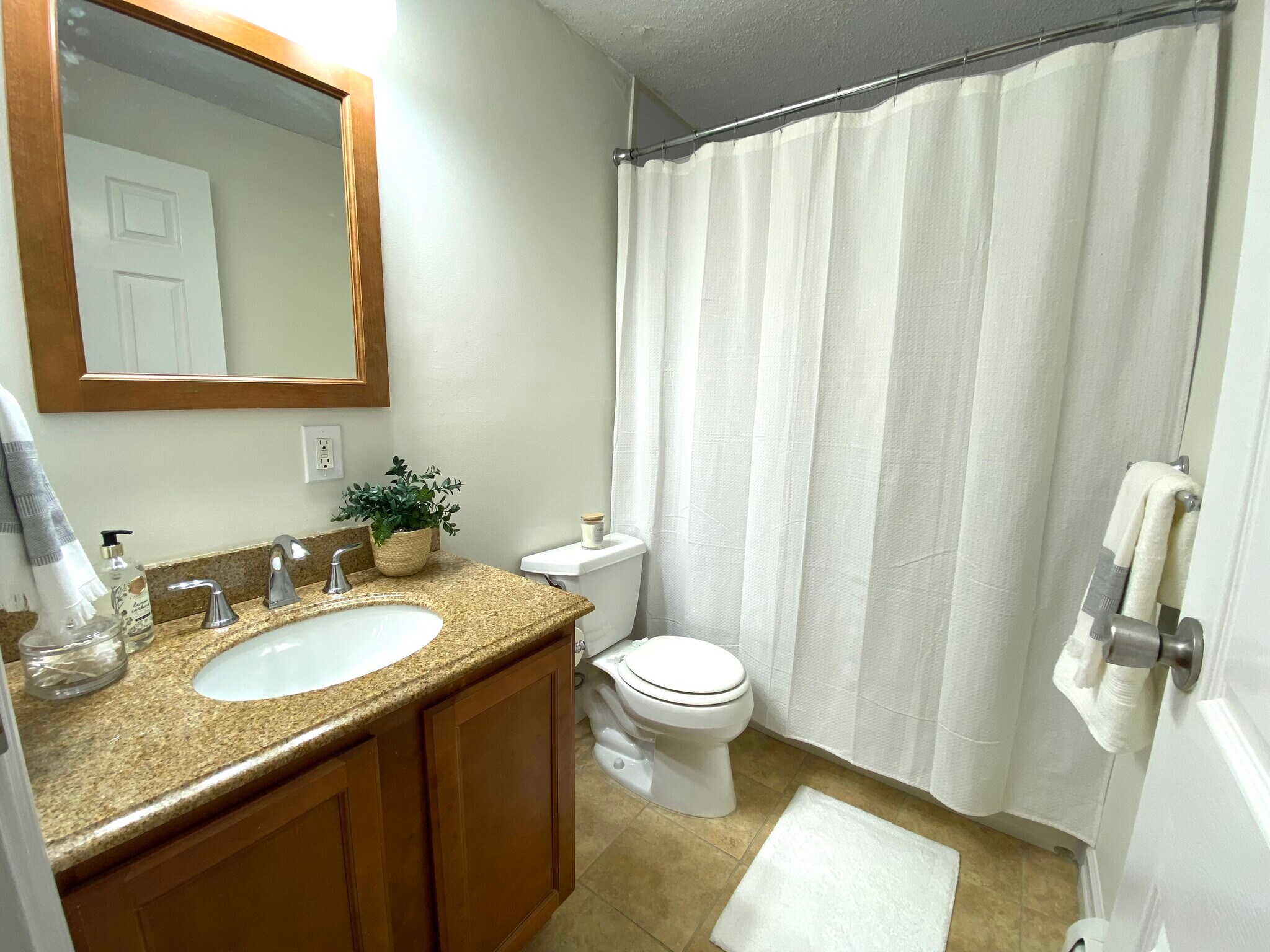 Building Photo - 3 Silvestri Cir