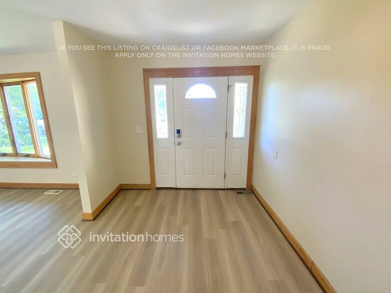Building Photo - 166 Cheyenne Ct