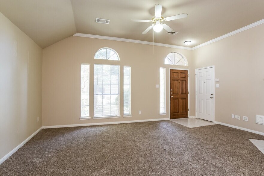 Building Photo - 21054 Carmel Valley Dr