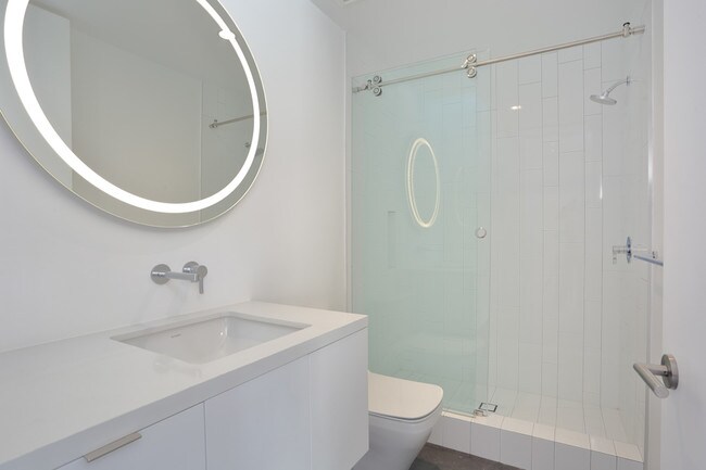 Building Photo - 3660 Inglewood Blvd