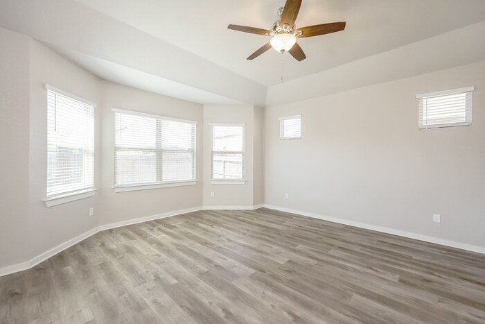 Building Photo - 13312 Canyon Mdw
