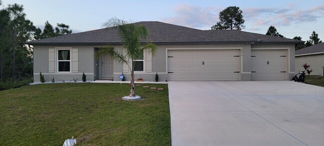 Building Photo - 2910 San Filippo Dr SE