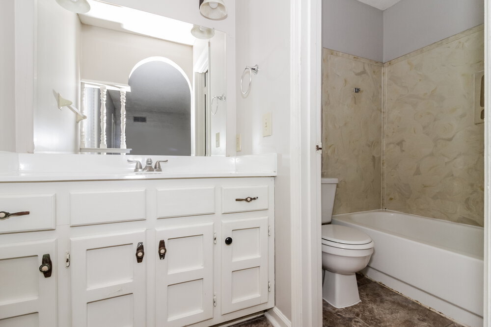 Building Photo - 4580 Blandford Dr