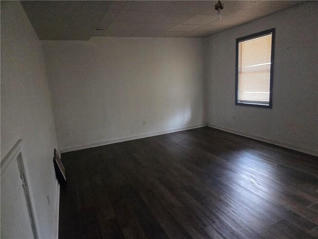 Building Photo - 5625 Princeton Oaks Dr