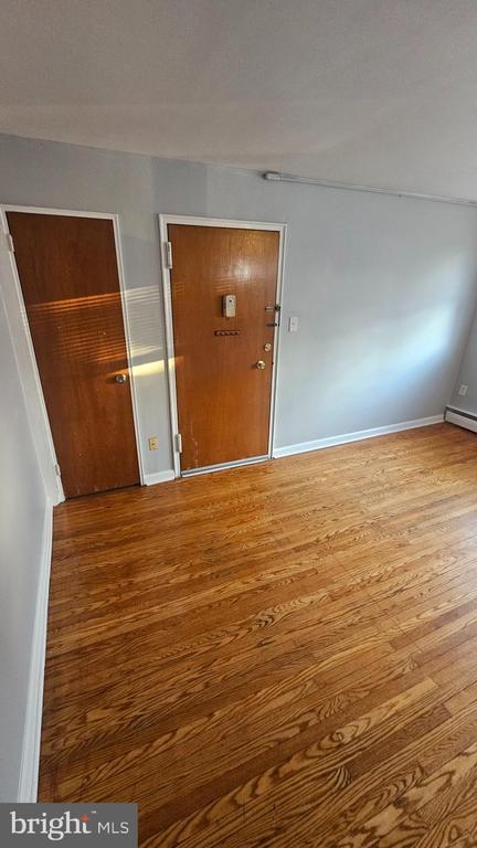 Building Photo - 6007 Bingham St