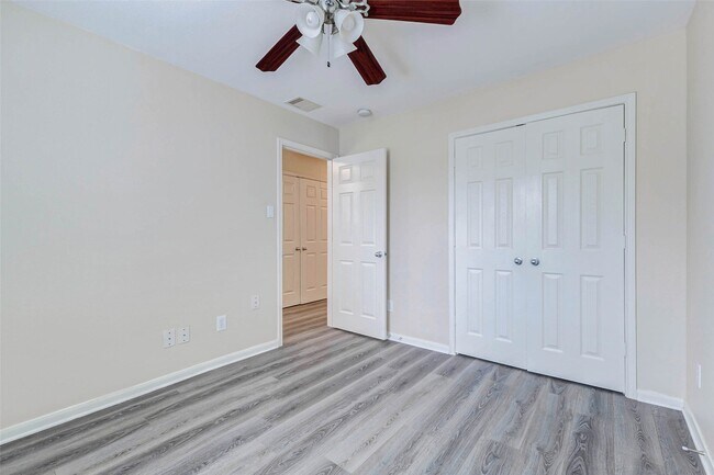 Building Photo - 8006 Montague Manor Ln