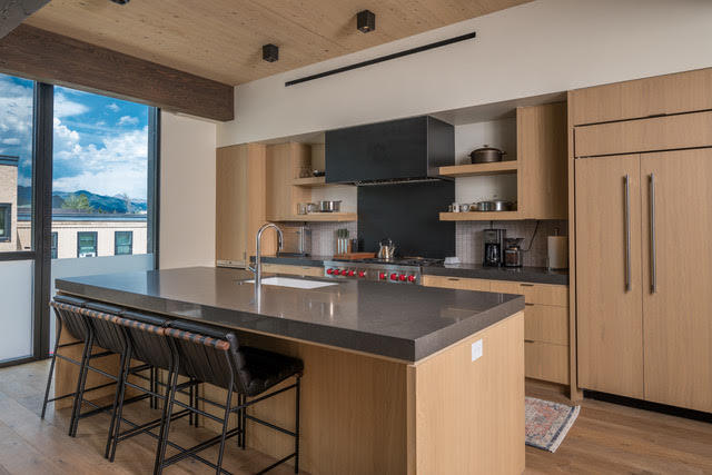 Building Photo - 100 4th St W