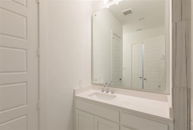 Building Photo - 6105 Echelon Way