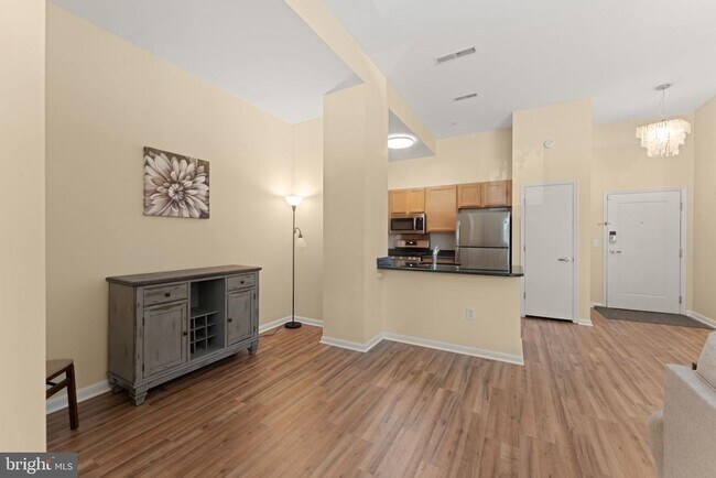 Building Photo - 355 I St SW