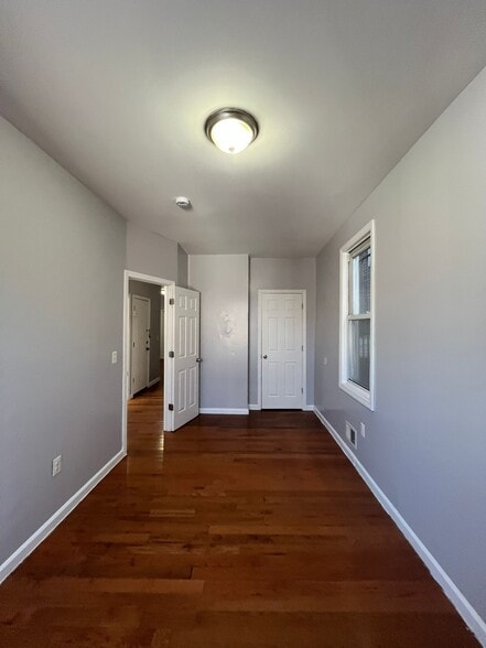 Building Photo - 220 Dwight St