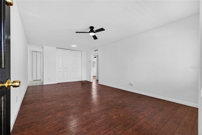 Building Photo - 3206 W Azeele St