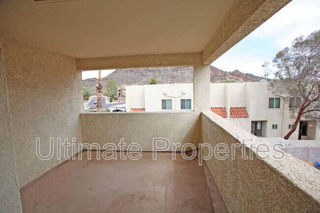 Building Photo - 1505 E Sahuaro Dr