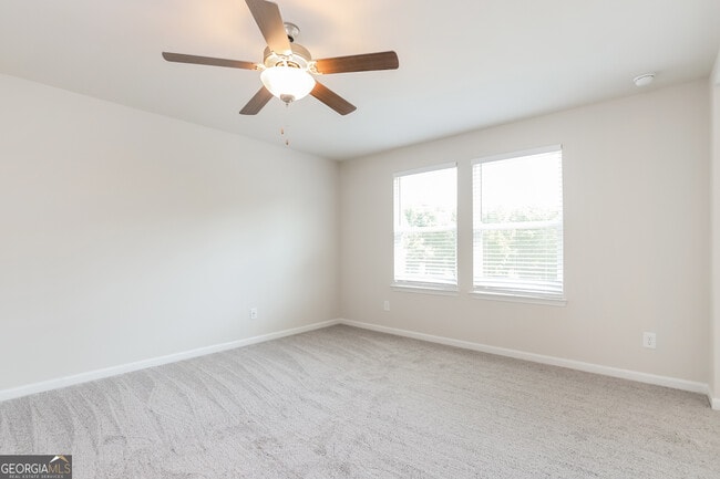 Building Photo - 5808 Hackberry Ln